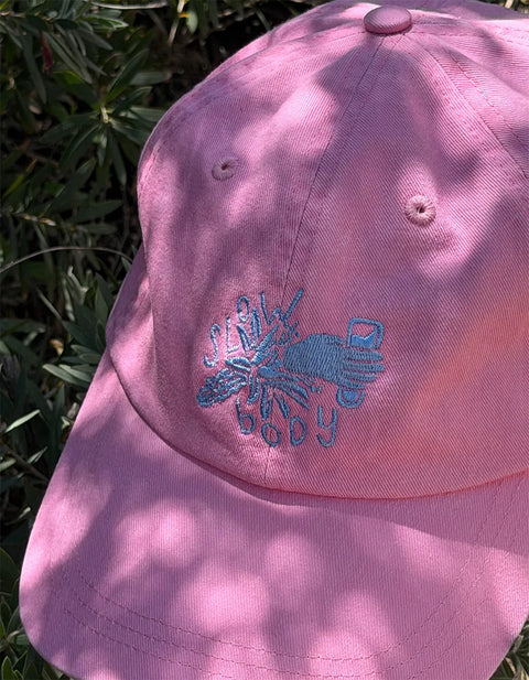 pink hat